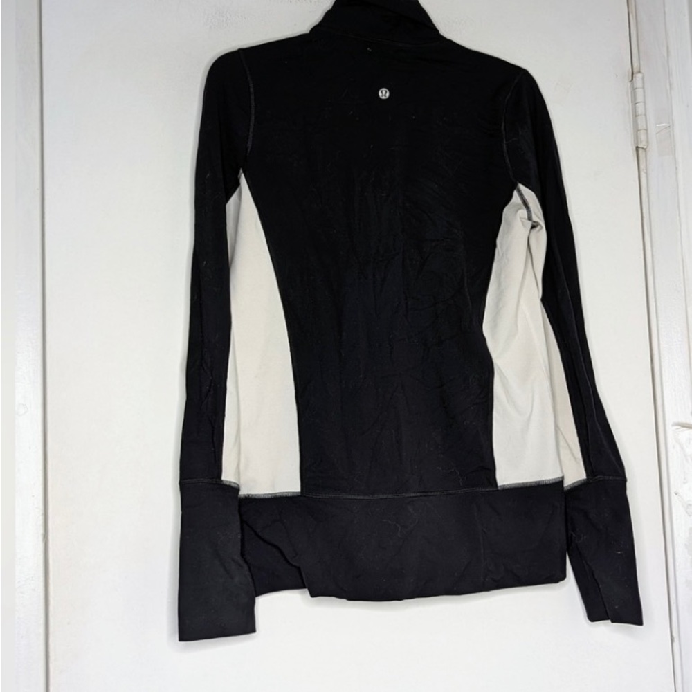Lululemon jacket - Picture 2 of 3